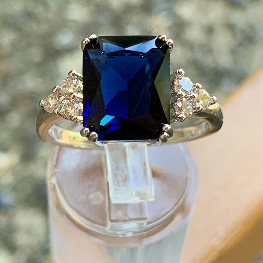 Gorgeous sterling silver S925 peridot ring - Picture 2 of 7